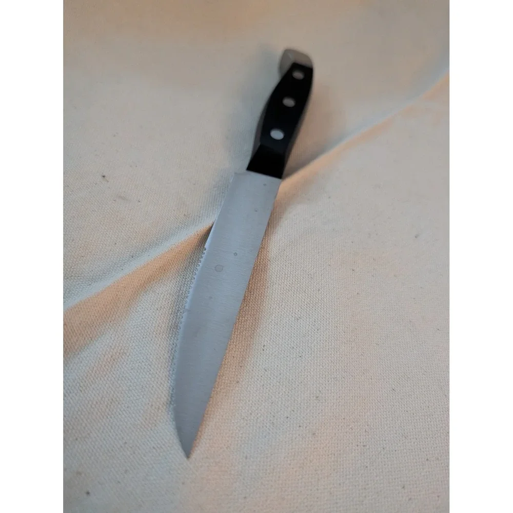 J.A. Henckels International Statement Steak Knife 4.75